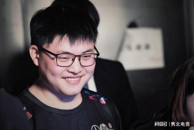 德塞利心目中的最佳11人，真是BIG胆，竟然无“公认”足坛第一人